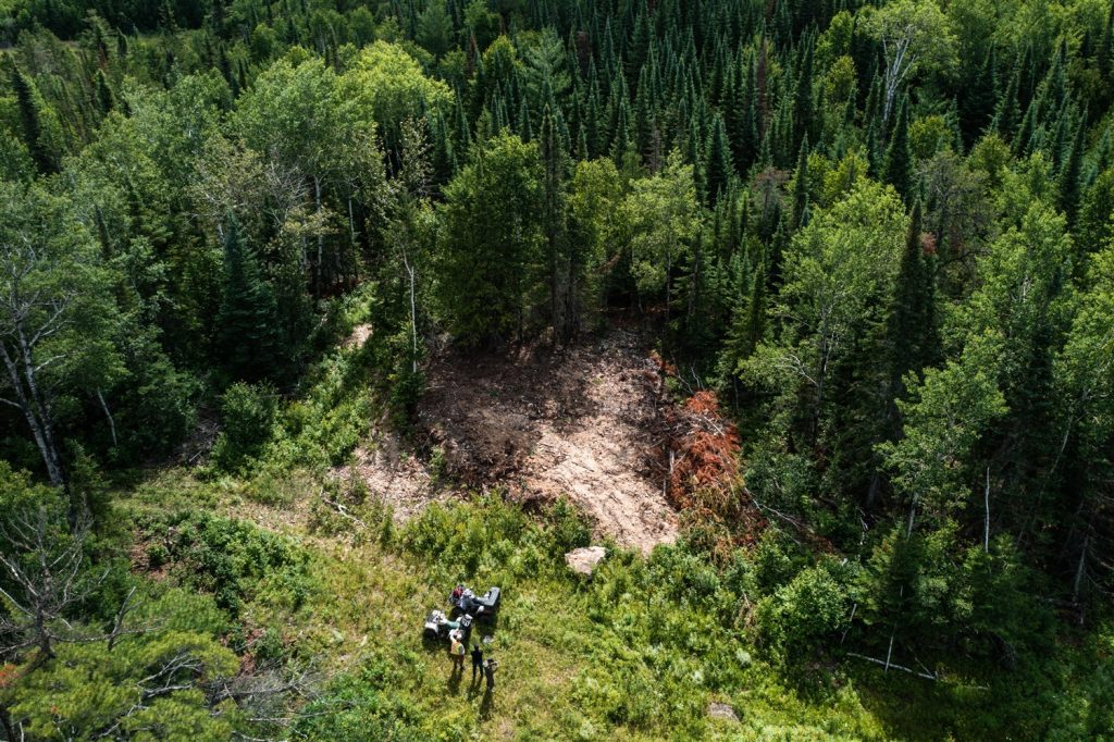 Golden Rapture Mining samples up to 204 g/t gold at Phillips, Ontario