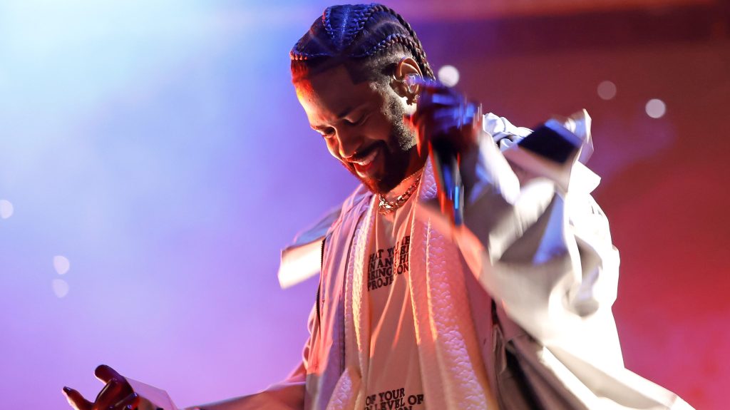 Big Sean Reflects On Humble Beginnings And Fatherhood With Scorching ‘Tiny Desk’ Set