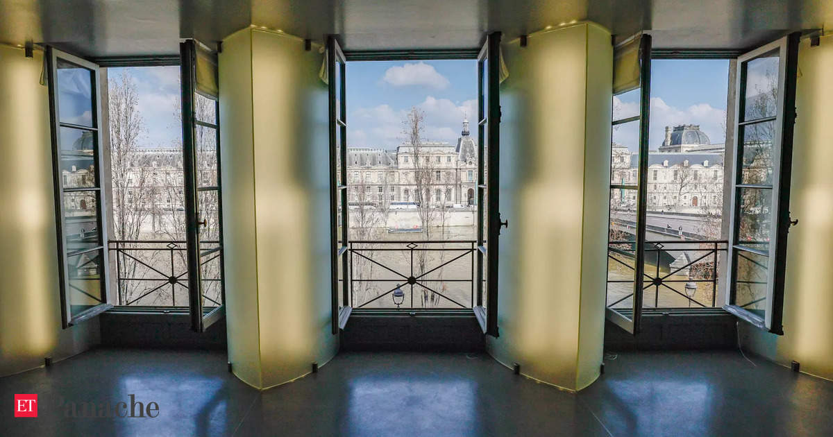 Late fashion designer Karl Lagerfeld’s plush Paris flat gets sold for $10.8 mn