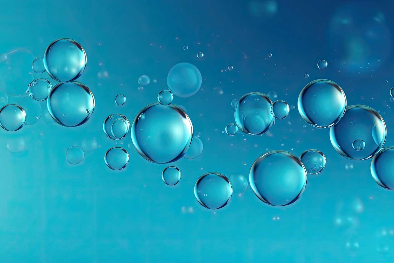 Decoding the complex dance of electrons in water