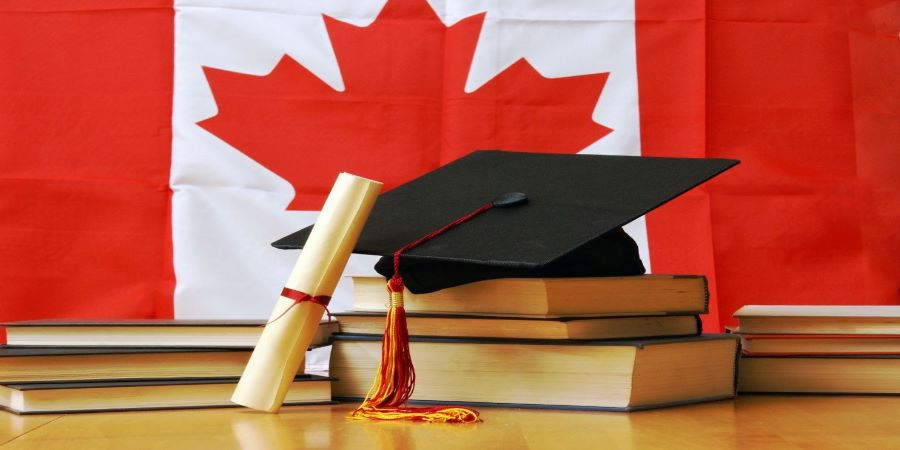 International postgraduate scholarship awards in Toronto, Canada