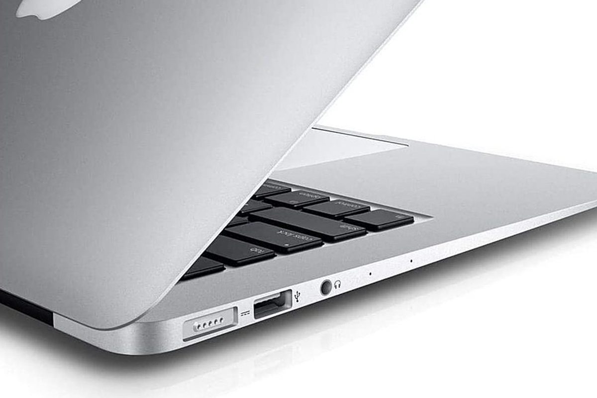 This refurbished MacBook Air is more than $700 off