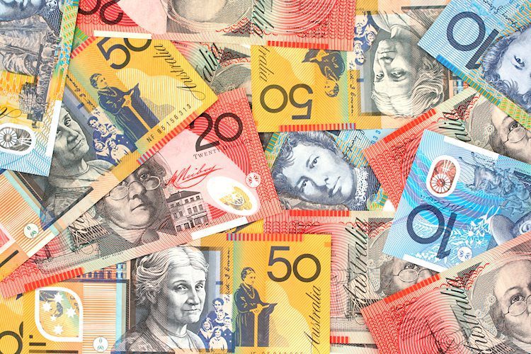 AUD/USD gains ground above 0.6520 amid quiet session