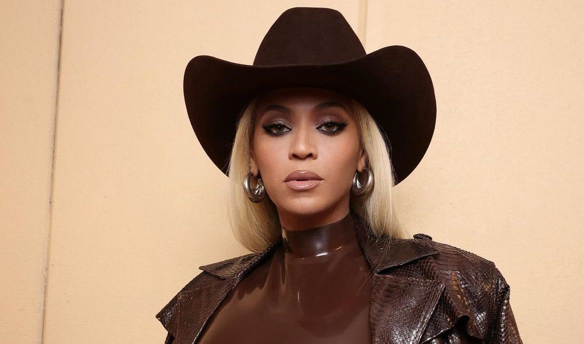 Beyoncé Managed to Make a Skin-Tight Latex Dress Fit Her Cowboy Carter Aesthetic