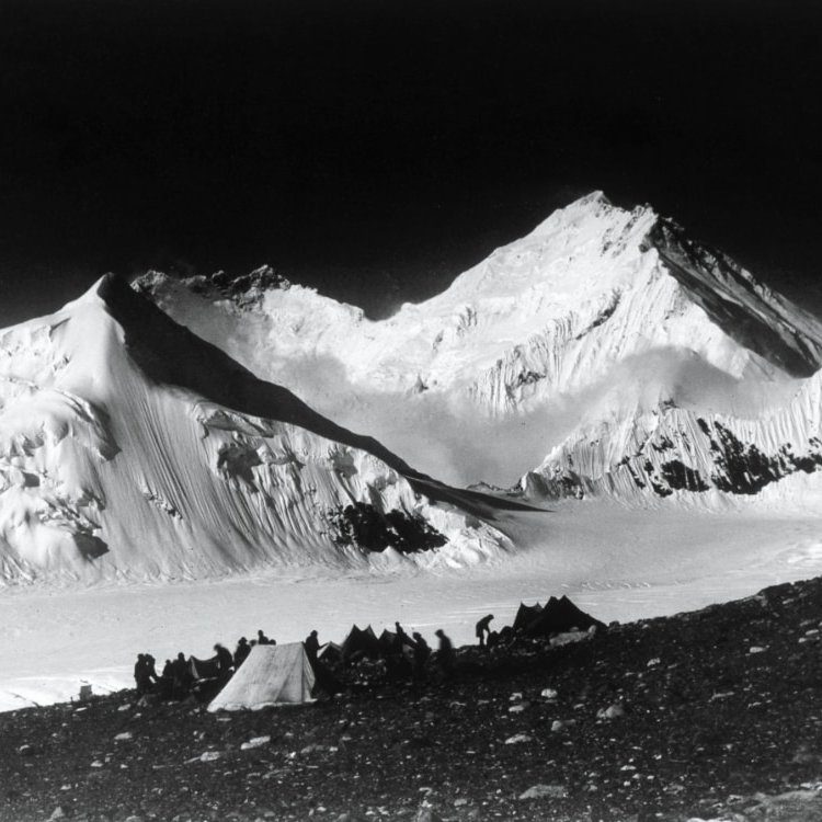 The tragic mountain: the making of The Epic of Everest