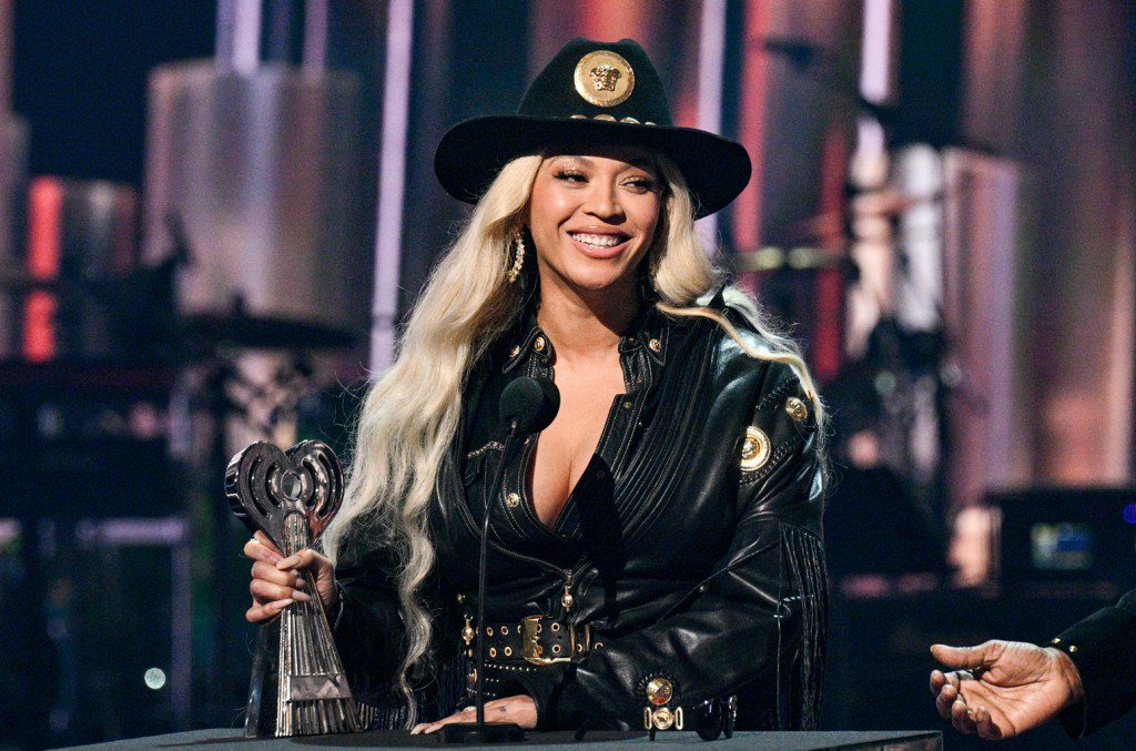 Beyoncé’s ‘Texas Hold ‘Em’ Set to Reclaim U.K. Chart Crown