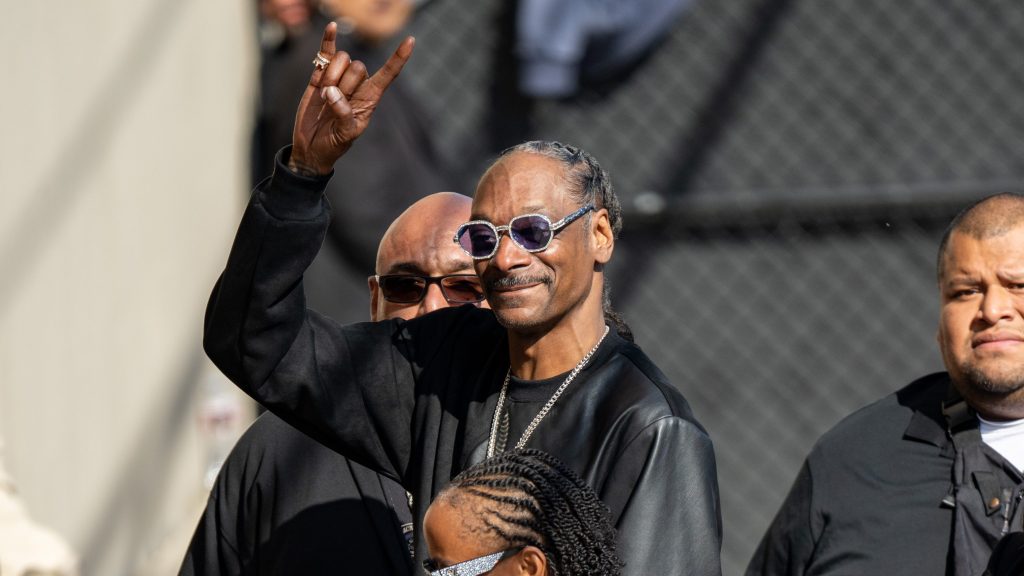 Snoop Dogg Announces Star-Studded “Cali To Canada” 2024 Tour Dates