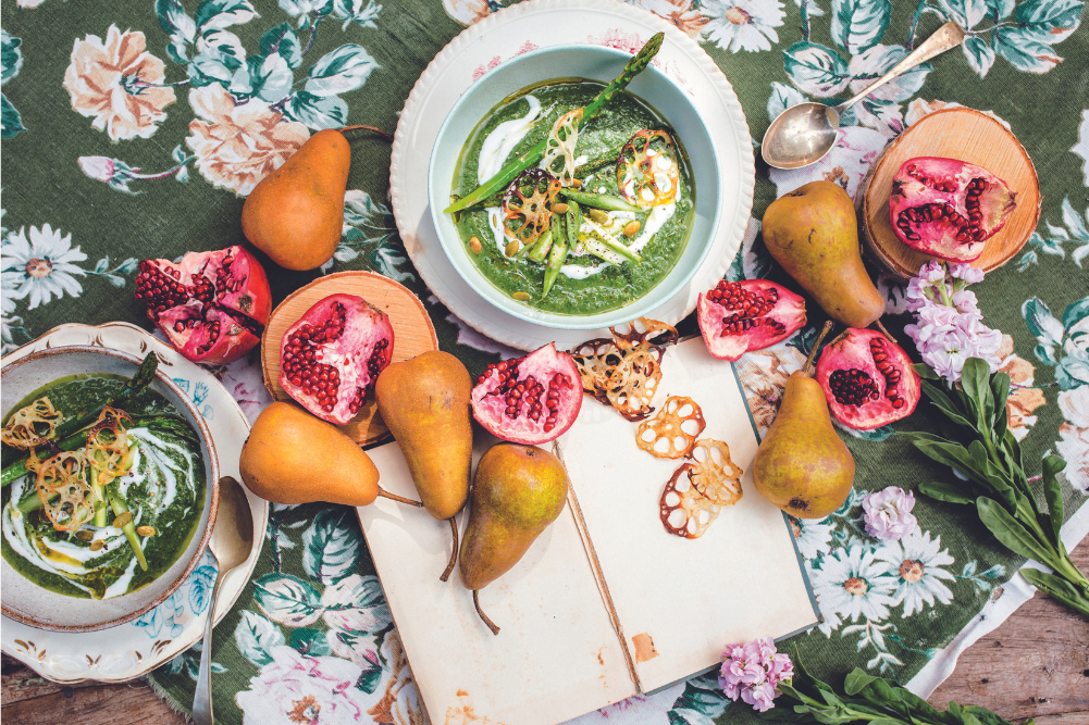 Asparagus, Fennel & Spinach Soup with Toasted Pepitas