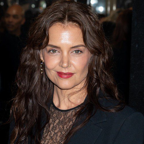 Katie Holmes to return to Broadway after 12 years