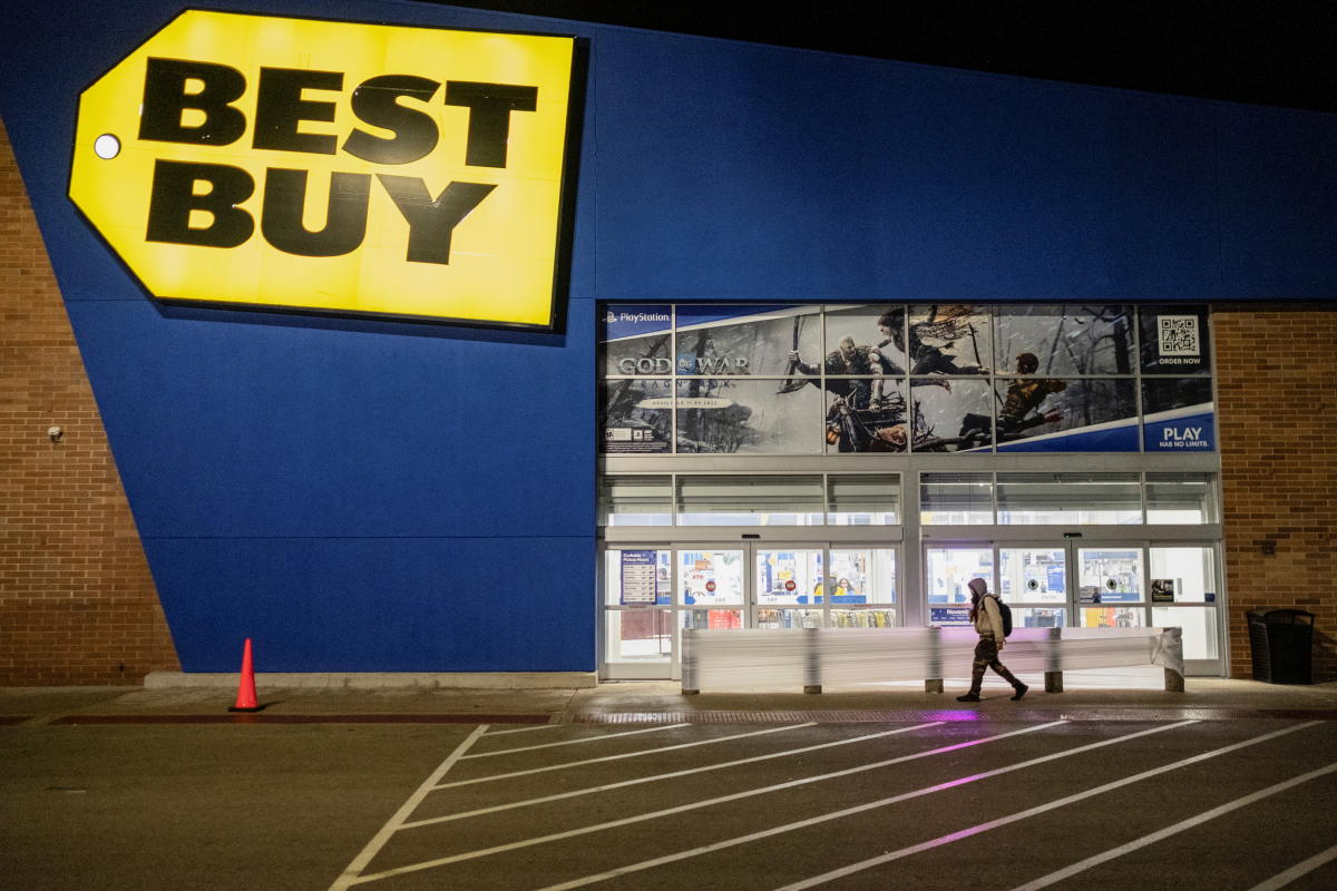 Best Buy’s Geek Squad agents say they were hit by mass layoffs this week