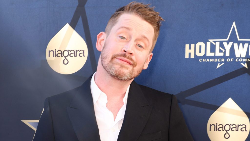 Macaulay Culkin Was The First Choice For Eminem’s “Stan” Music Video