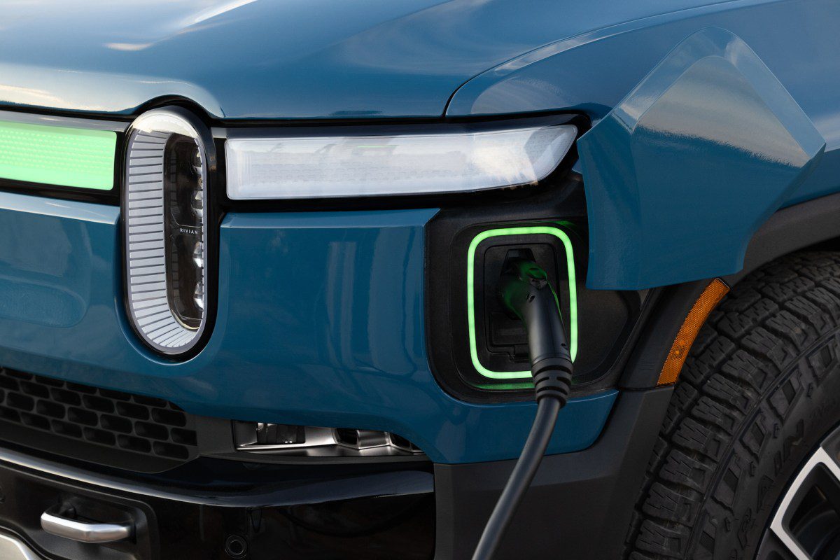 Rivian targets gas-powered Ford and Toyota trucks and SUVs with $5,000 ‘electric upgrade’ discount