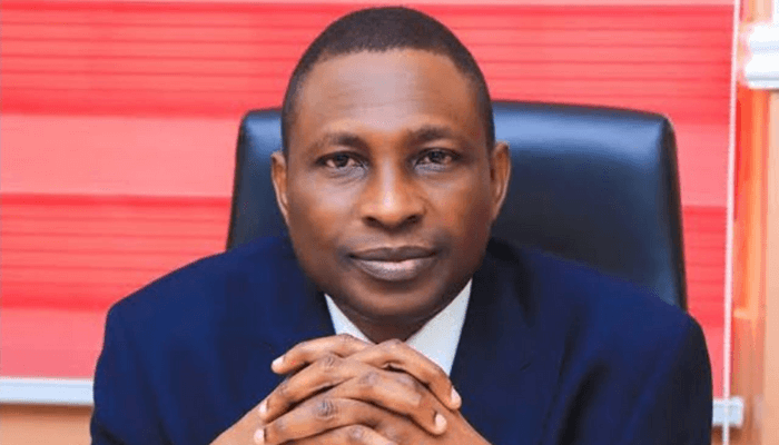 EFCC freezes 300 p-to-p forex accounts to avert further naira crash — Olukoyede