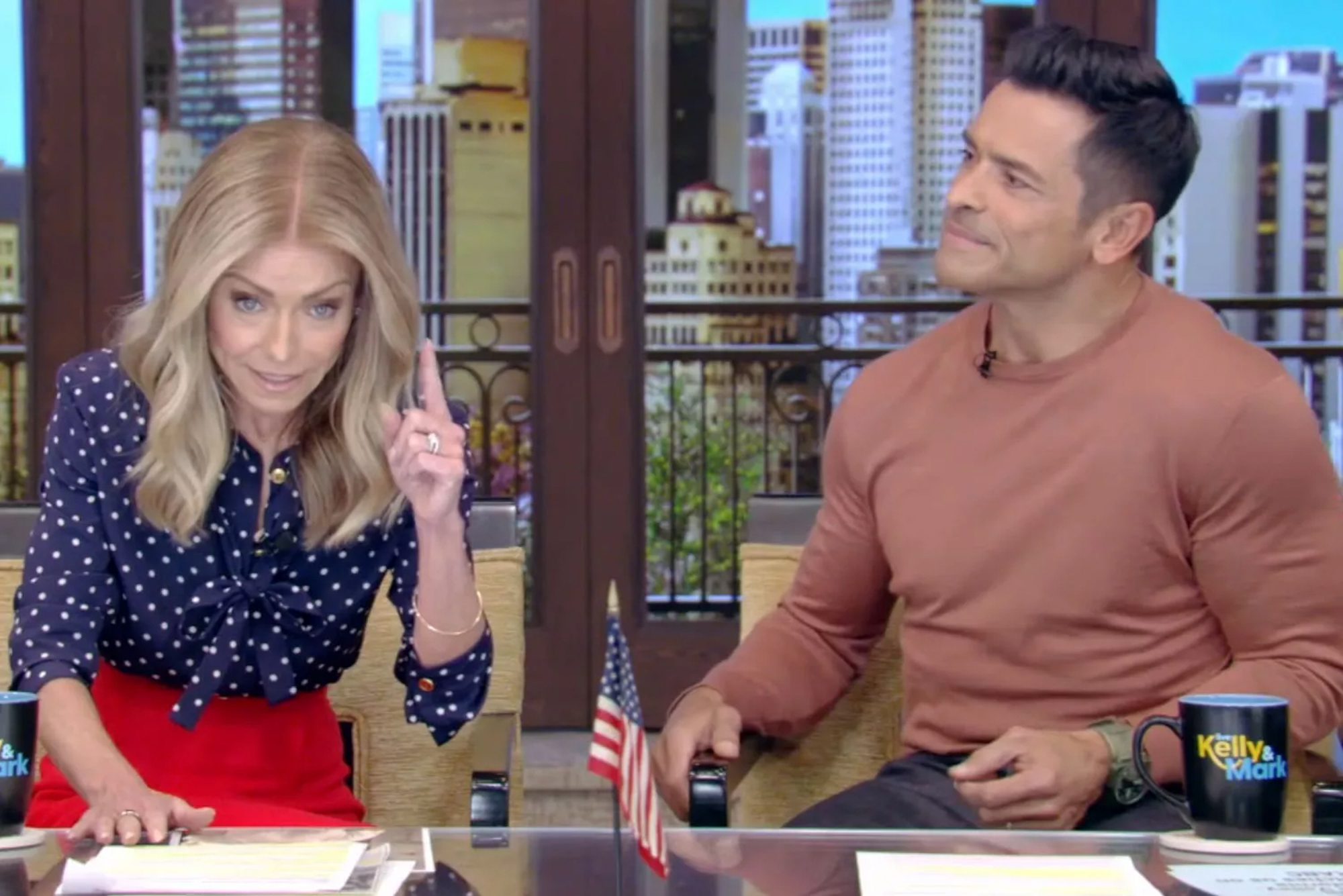 Kelly Ripa considers ditching signature blond: ‘My hair wants to be gray’