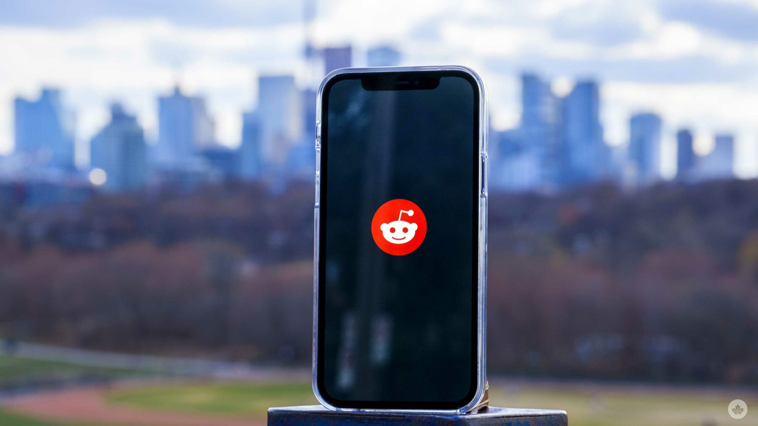 Reddit app and website down in significant outage