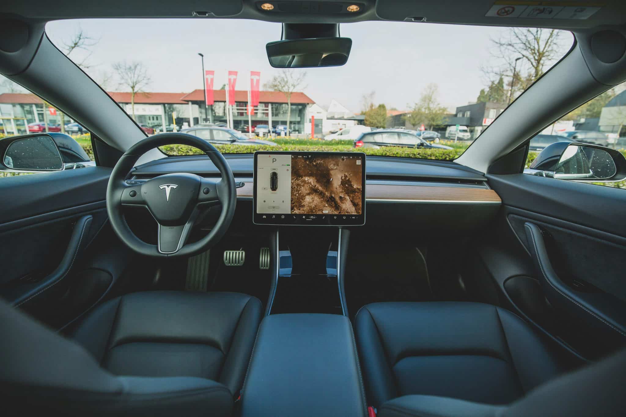 Critical Safety Gap in Tesla’s Autopilot Feature Caused 467 Collisions