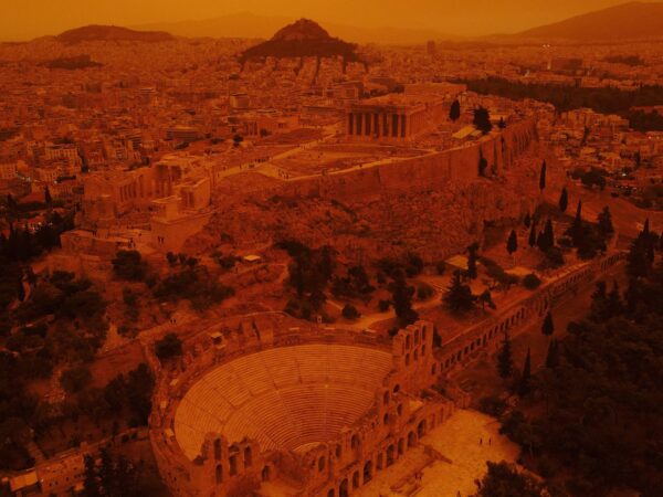 Photos: Hellish Dust Storm in Greece Leave Athens Dark Orange