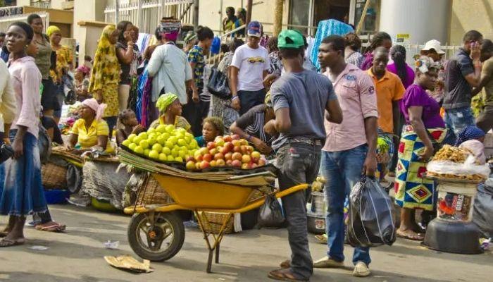 How to Survive the Hard Times in Nigeria’s Economic Challenges