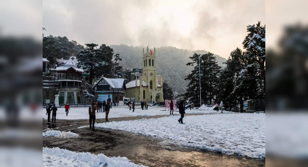 Shimla in Himachal Pradesh experiences rise in number of tourists over the weekend