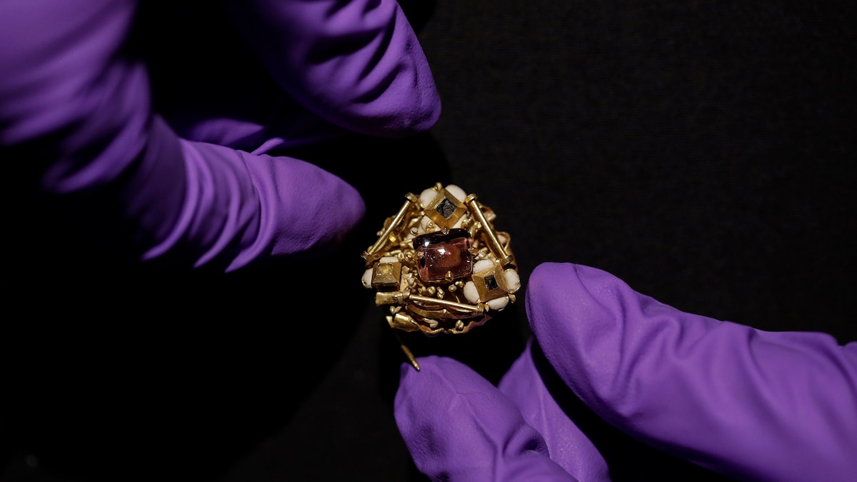 U.K. treasure hunters are finding a record number of ancient artifacts—but who gets to keep them?