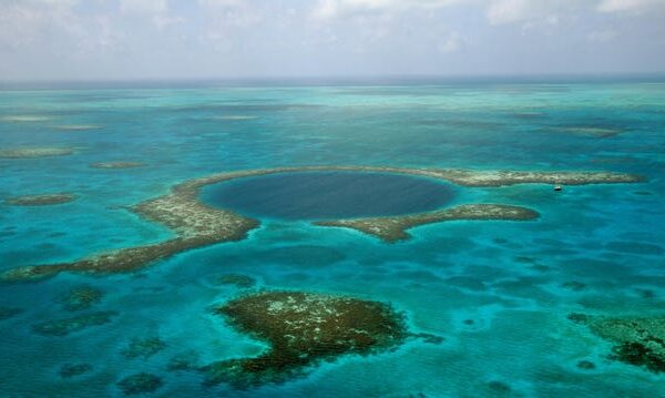 Deepest Blue Hole in the World Discovered. Scientists Still Haven’t Found the Bottom