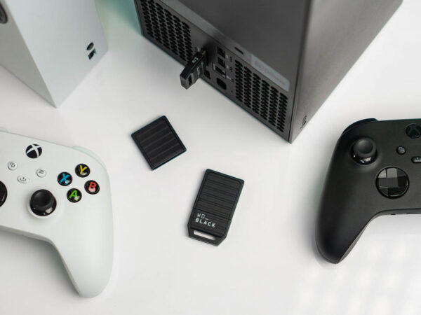 Xbox Series X/S storage expansion cards from WD and Seagate are discounted right now