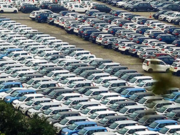 Passenger vehicle sales edge up in April despite high-base year