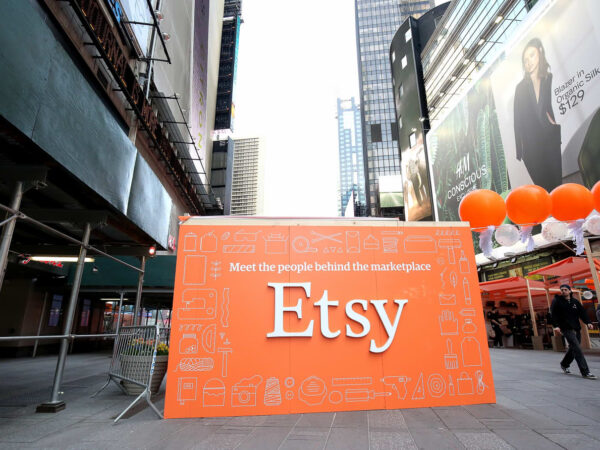 Etsy shares plunge 12% on decline in gross merchandise sales