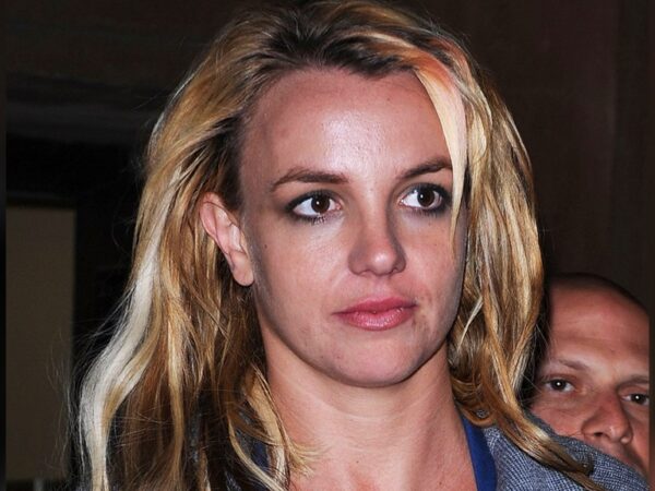 Britney Spears Speaks Out After Possibly Emergency Situation at LA Hotel | Billboard News