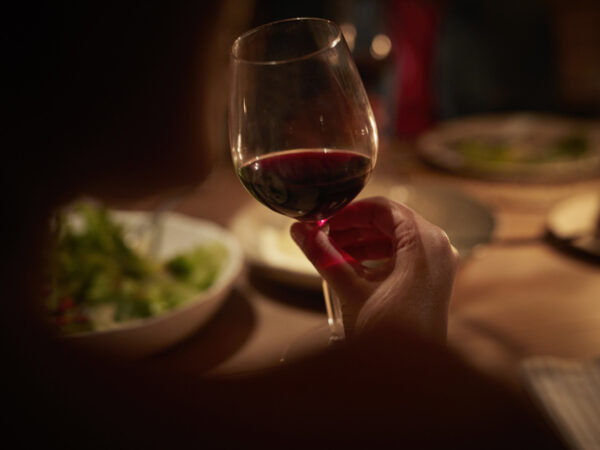 Global wine consumption continues to fall