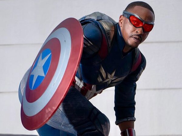 Photo: Mackie’s New “Captain America” Outfit