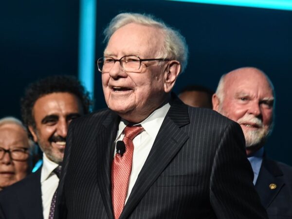 Warren Buffett Says Berkshire Hathaway Sold All of Its Paramount Stock: ‘We Lost Quite a Bit of Money’