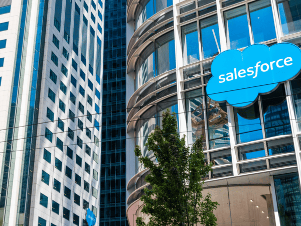 Salesforce delivers Unified Knowledge to service agents