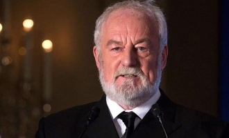 Iconic Actor Bernard Hill, of Titanic and LOTR Fame, Dies at 79