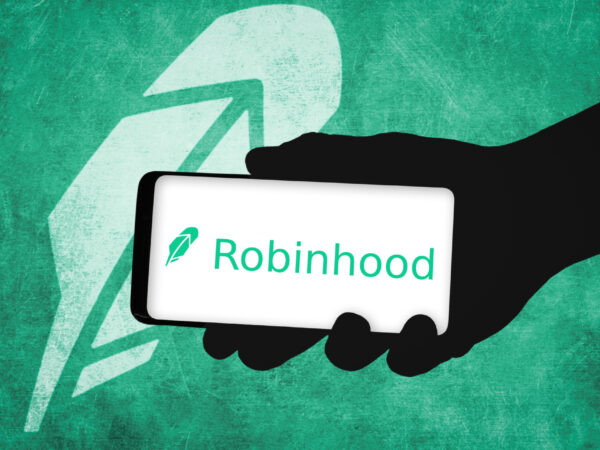 SEC Prepares to Sue Robinhood Over Trading of Certain Crypto Assets