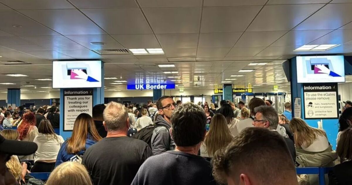 UK airport chaos RECAP: Border control issue chaos as thousands of passengers stuck