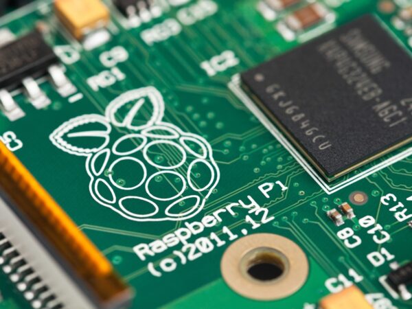 3 Things Raspberry Pi Can Do That Arduino Can’t