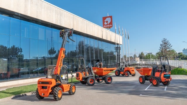 JLG parent company Oshkosh broadens its equipment lines with AUSA acquisition