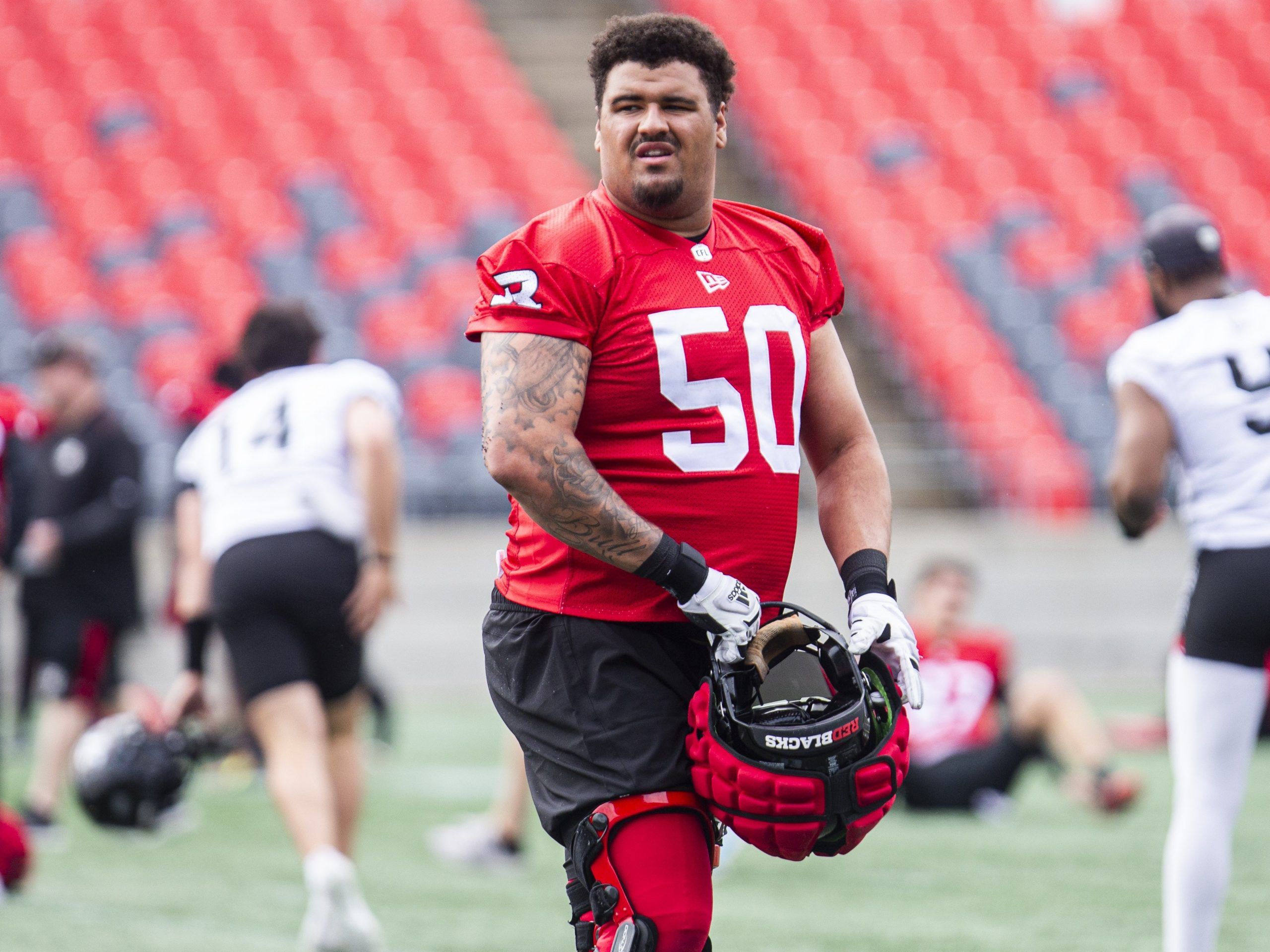 TIME TO SHINE: Justin Howell gives Ottawa Redblacks teammates pep talk before game vs. Ticats