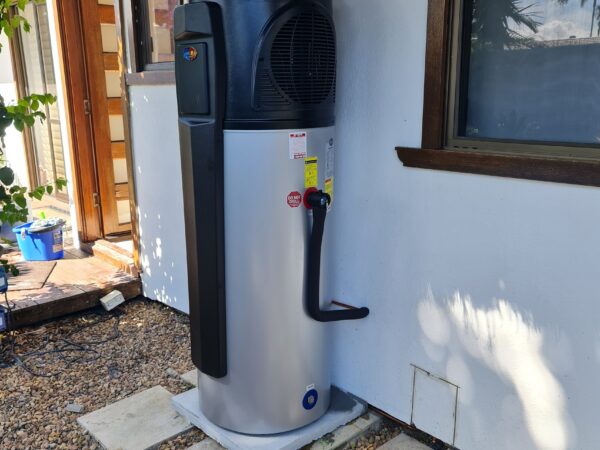 Victorian Government celebrates over 16,600 Heat Pump Water System Upgrades amid gas phase-out